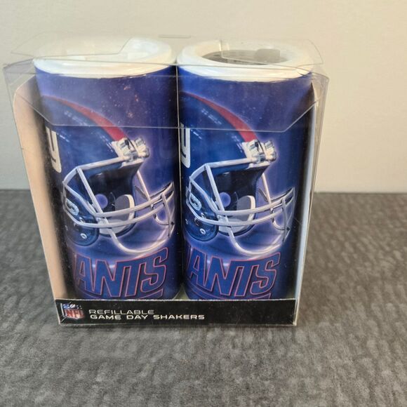 New in Package NFL Giants Refillable S&P Shakers - Picture 1 of 8